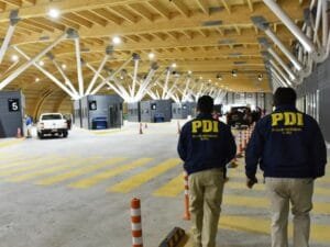Dos-mendocinos-fueron-detenidos-en-Chile-porque-intentaron-pasar-a-una-familia-venezolana-de-forma-ilegal