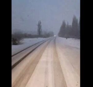 Nieve camino al manzano