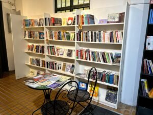 Libreria-Publica-Gildo-D´Accurzio-1