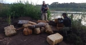 Gendarmeria-secuestro-981-kilos-de-marihuana-en-Puerto-Delicia-1