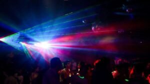 salones-fiesta-y-boliches-fueron-habilitados-mendoza-eventos-250-personasjpgjpg