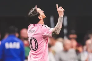 lionel-messi-marca-el-primer-gol-del-equipo-M7RYXVMFVVDH3EZZWQXNHRFRU4