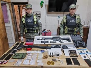 Mendoza 6 detenidos allanamientos (27)