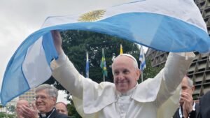 el paap y la bandera argentina