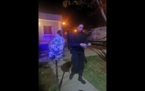 policia asistencia parto