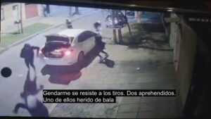gendarme se defendió
