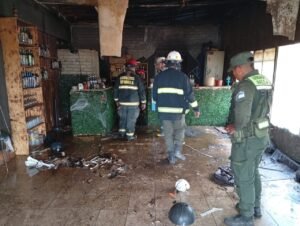 Mendoza asistencia a personas foco igneo (3)