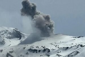 volcan en actividad