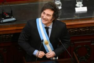 MILEEIIIIIIIII