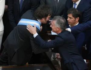 el-presidente-javier-milei-junto-mauricio-macri-foto-noticias-argentinas
