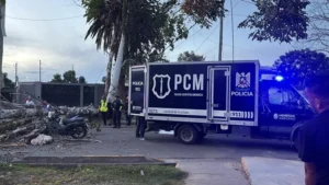 en-el-lugar-trabajo-policia-cientifica