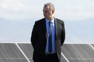 14-mayo-2026-ypf-luz-parque-solar-el-quemado-adorni