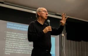 Charla-sobre-la-NASA-y-la-Exploracion-Espacial-TGTO-2-e1781184764999-675x429
