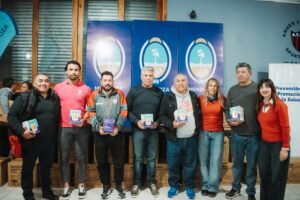Juga-Sin-Presion-Tgto-recibio-tensiometros-4-1536x1024