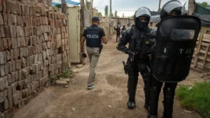 policias-mendoza-armados1