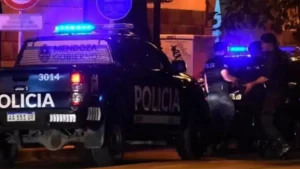 policia-mendoza-noche